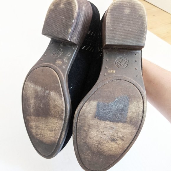 Lucky Brand Bustina Black Suede Laser-Cut Booties - Picture 4 of 4